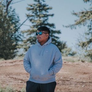 Meet your Posher, Edward jayson